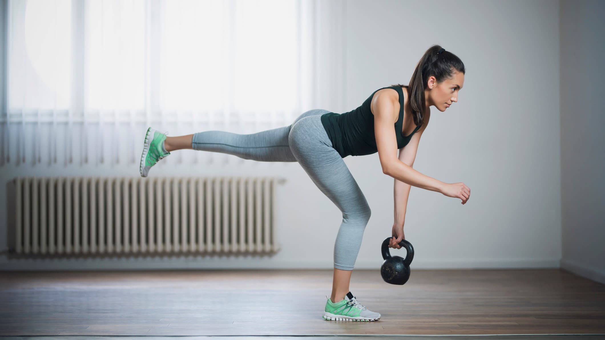 Single-Leg Deadlift_Arke Fitness Centre TTDI